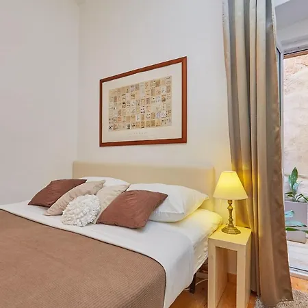 Hidden Gem Old Town *