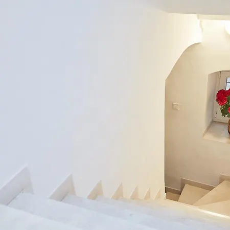 Hidden Gem Old Town Apartment *
